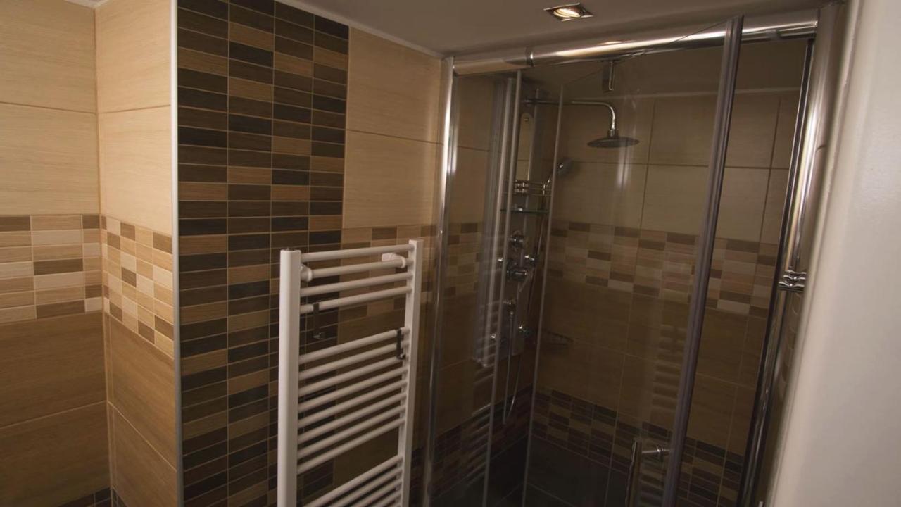 Apartamento School - Your Unique Place In By Metro Vysehrad Praga